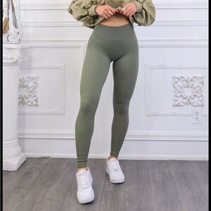Surelymine Fit Olive Green Ribbed High-Waist Leggings